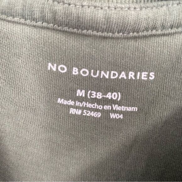 No Boundaries Men’s Crew Neck Sleeveless Muscle Tank Top Green size M - Picture 2 of 3